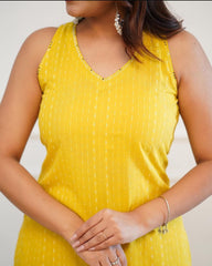 YELLOW KATHA SLEEVELESS KURTA WITH PALAZZO