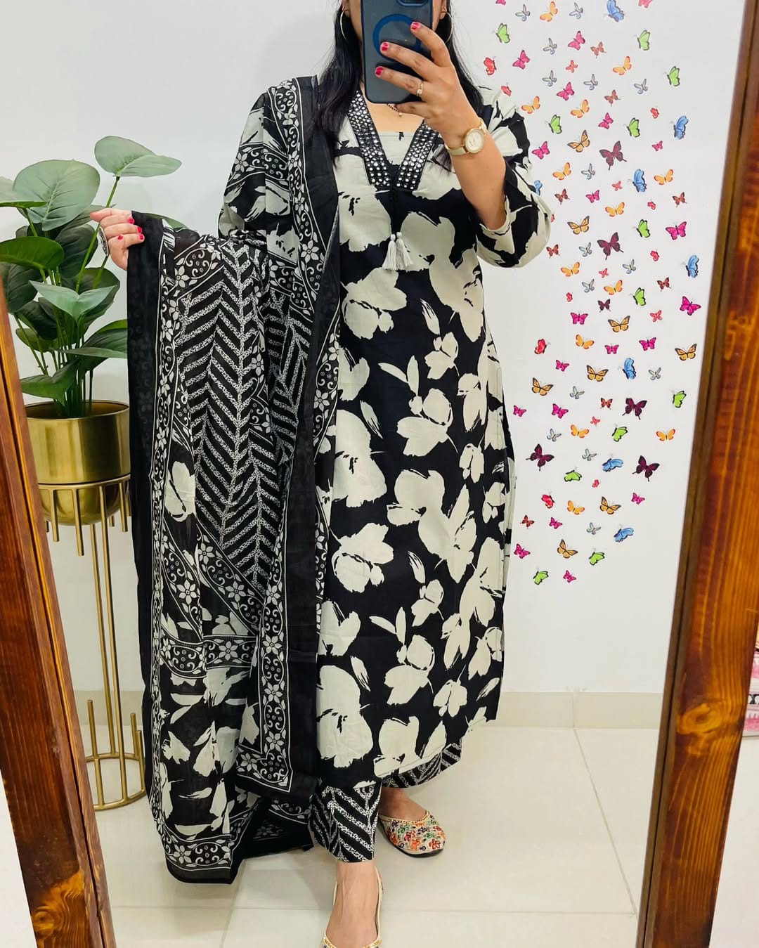 PM-Black-Dupatta Set