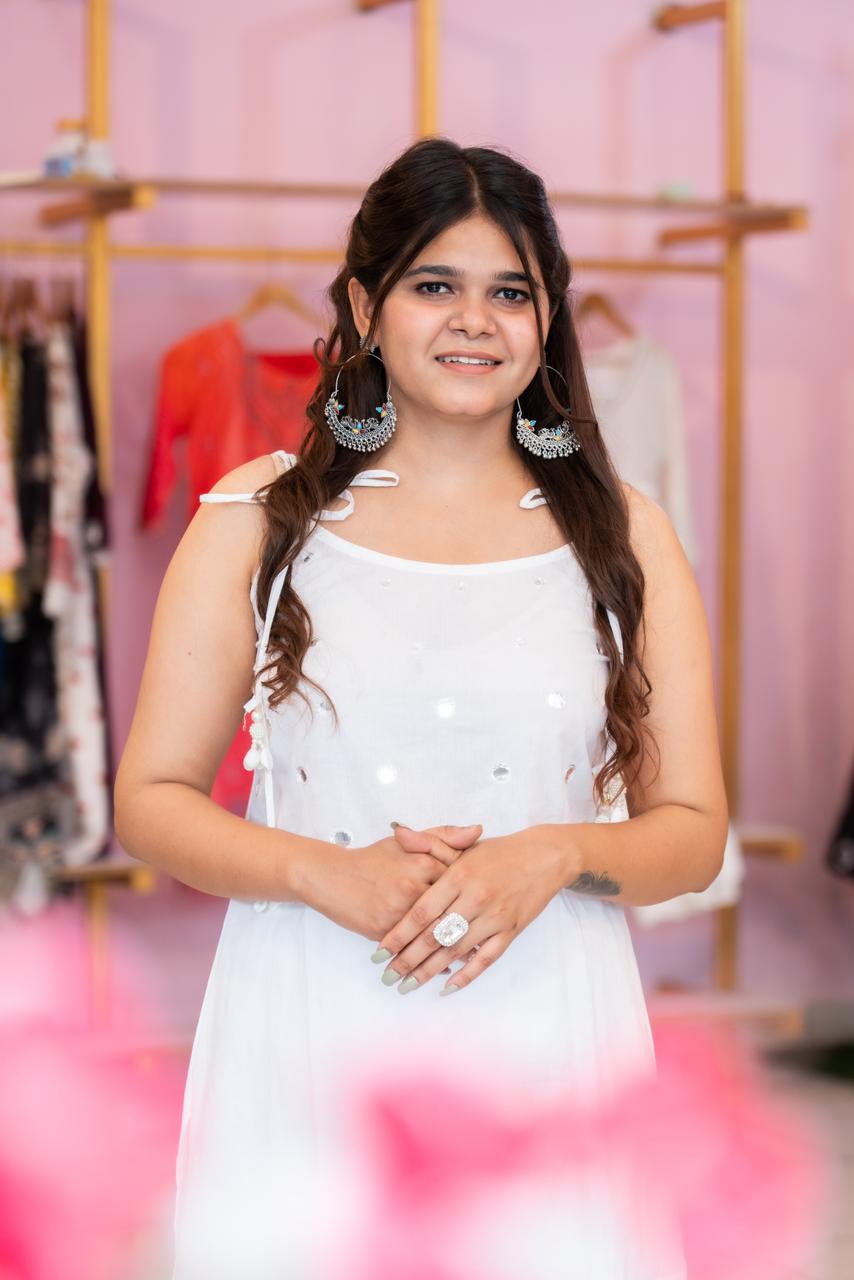 Premdhaga-White-Kurta Set