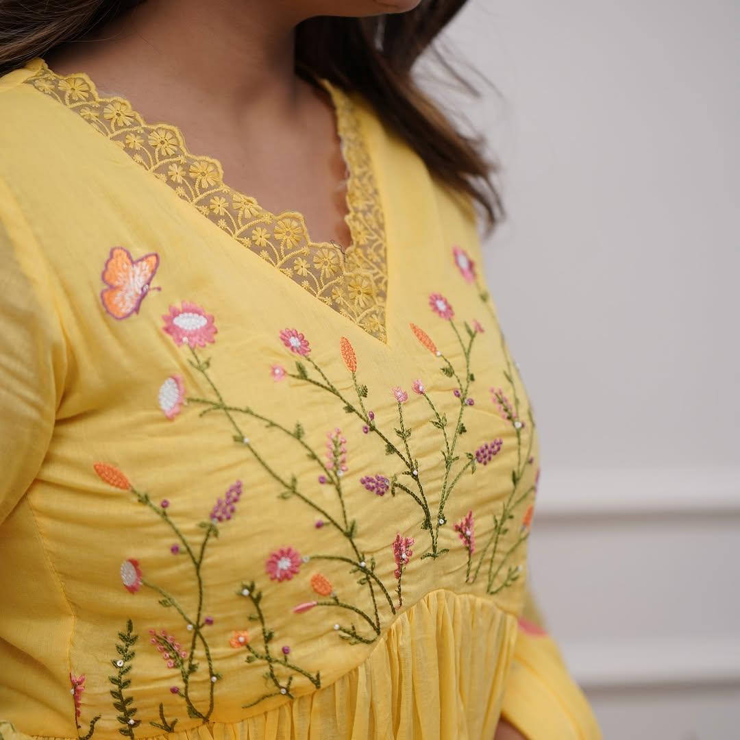 Premdhaga-Embroidery-Dupatta Set